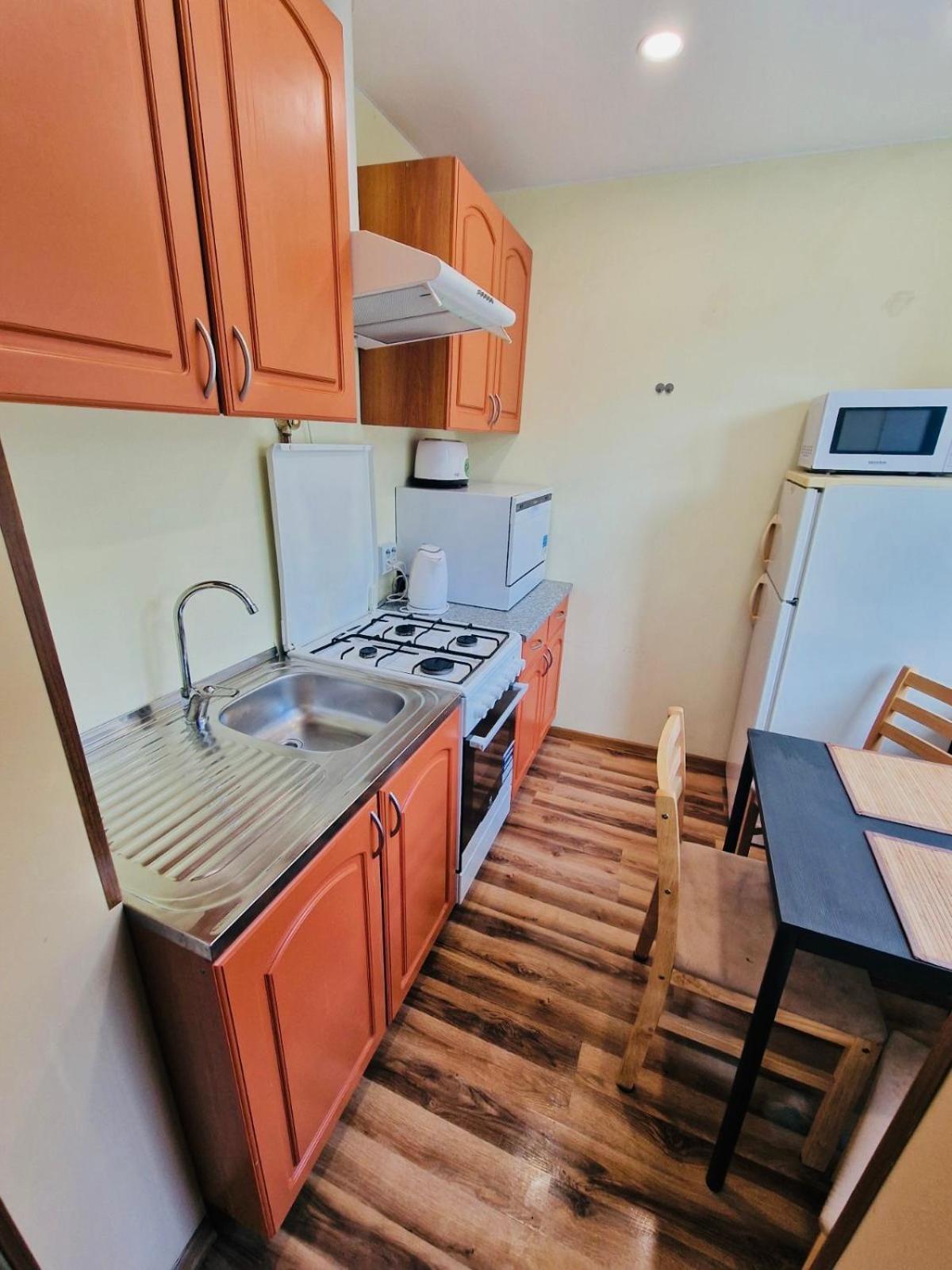 Tallinnhousing Studio For 4 With Free Parking ภายนอก รูปภาพ